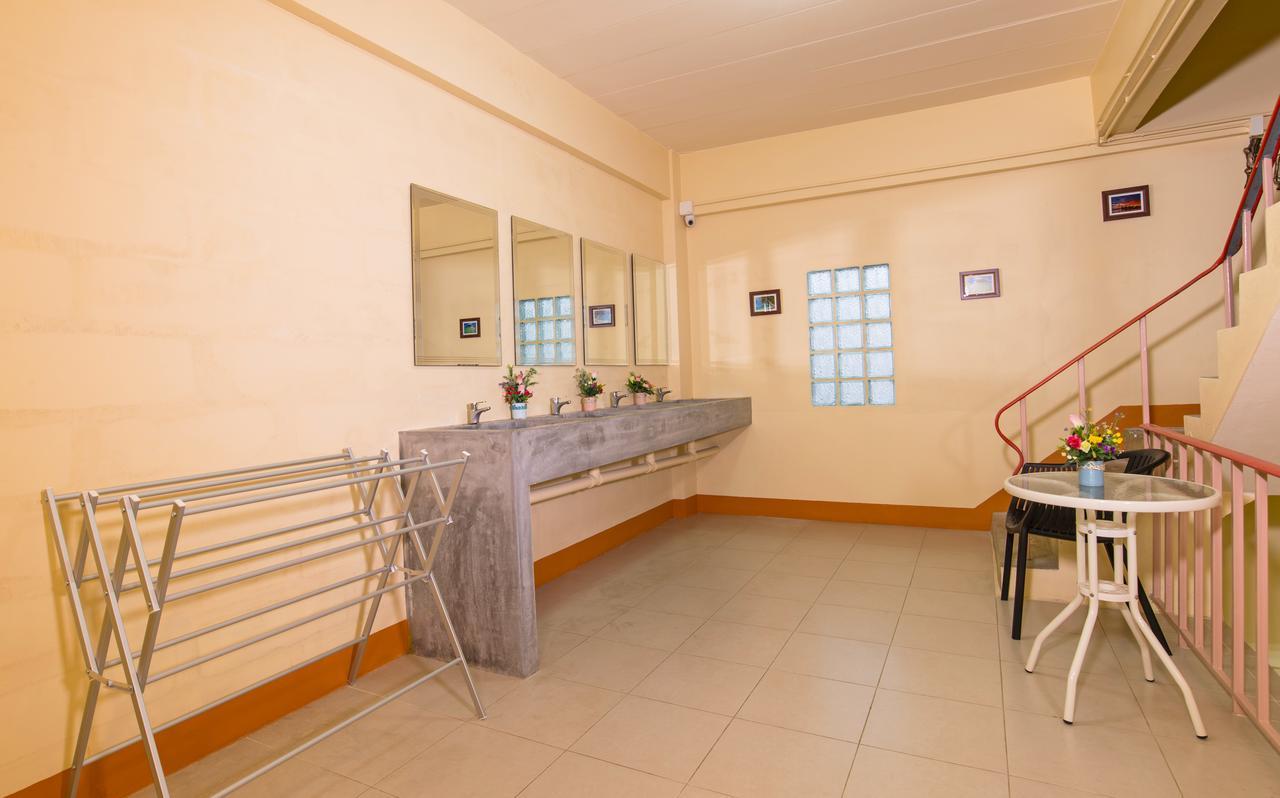 Chaofar De Hostel Krabi By Eksteriør billede